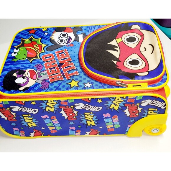 NWT Ryan's World Kids Carry-On Luggage With Wheels 20" Softside Trolley Suitcase - Picture 8 of 16